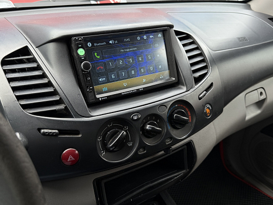 Mitsubishi L200 DC Intense, 2010 года, пробег 249000 км