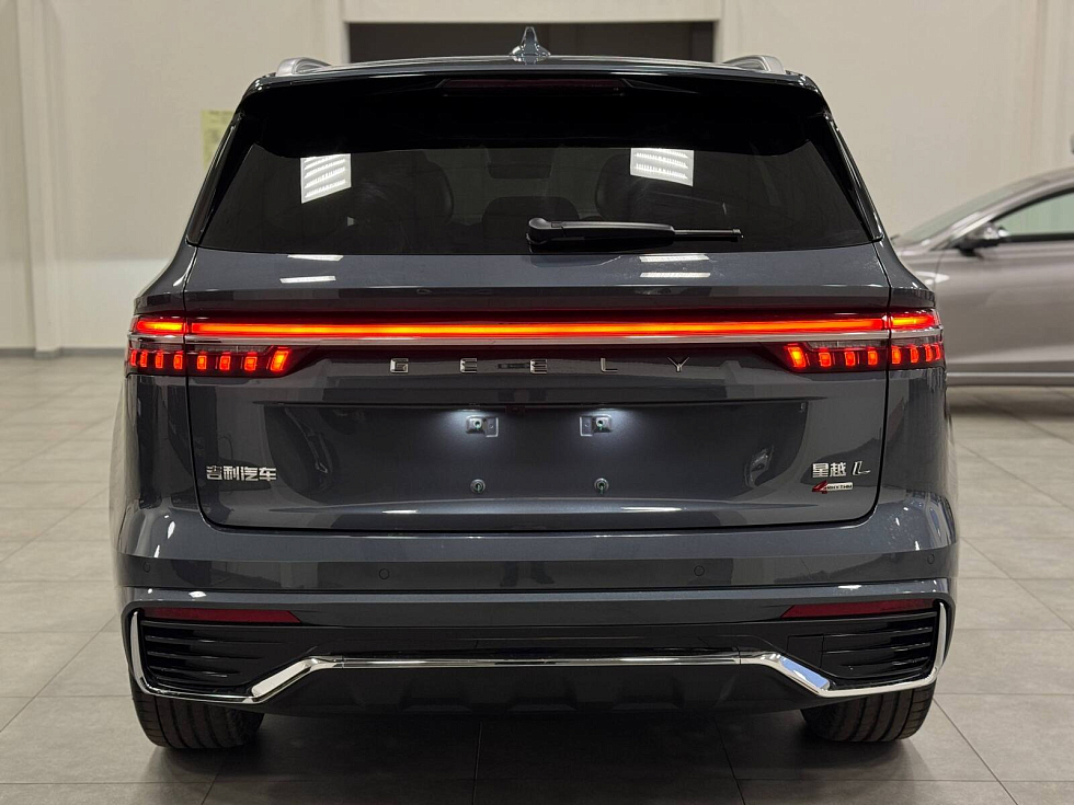 Geely Monjaro Exclusive, серый