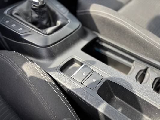 Ford Focus, 2019 года, пробег 210213 км