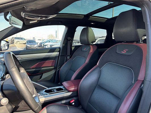 Geely Coolray Flagship, 2023 года, пробег 67381 км