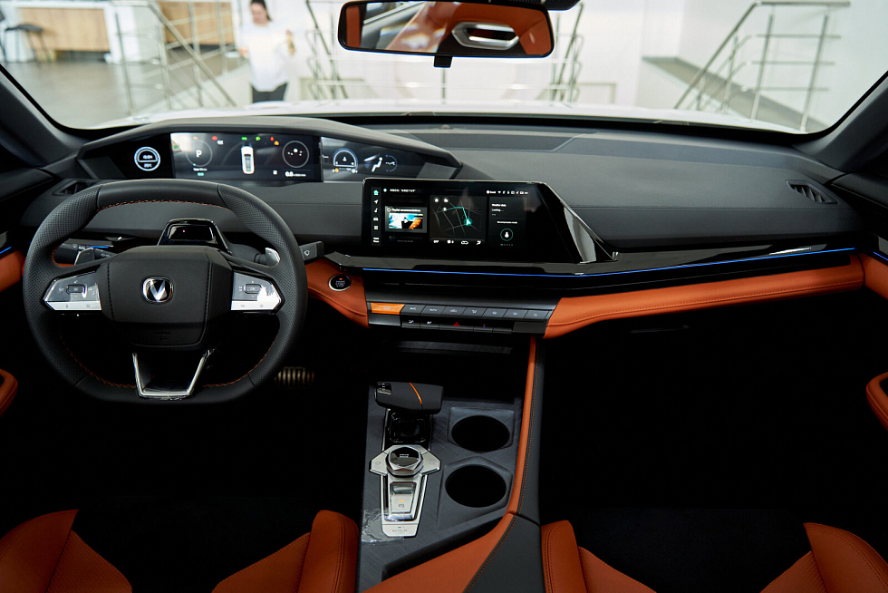 Changan UNI-V Техно, белый