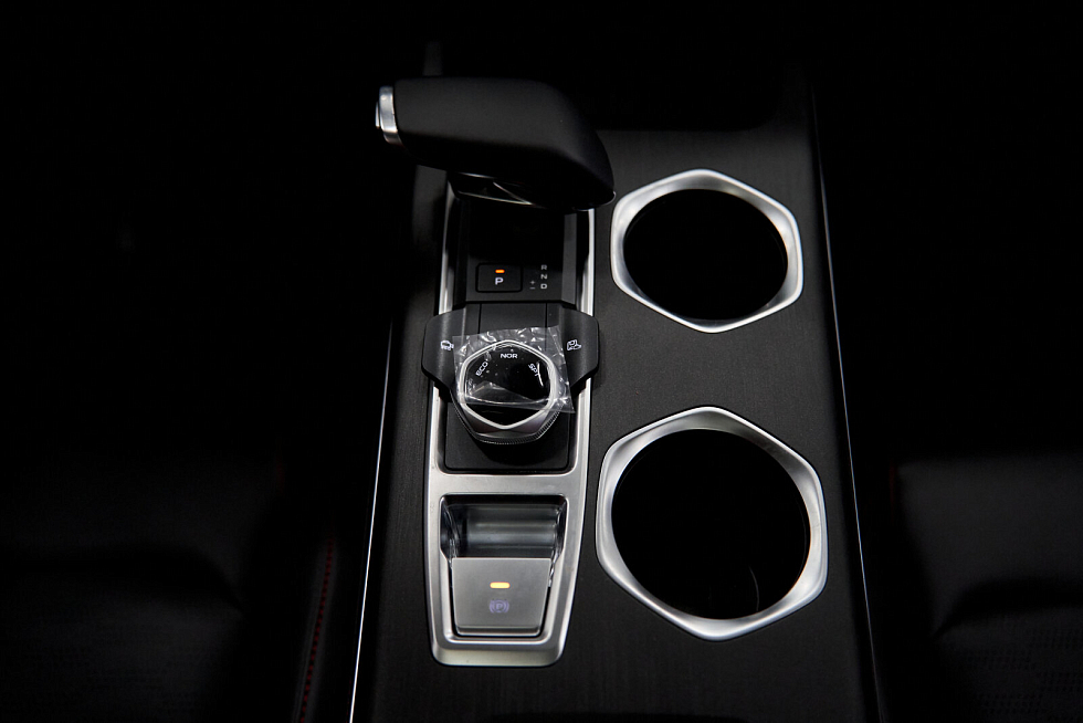 Changan UNI-S (CS55 Plus) Техно, красный