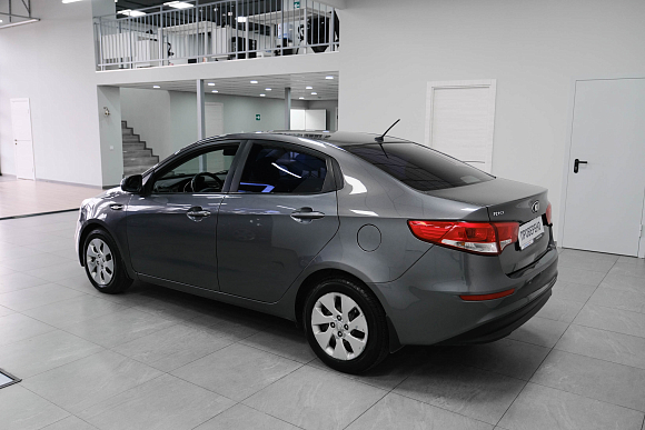 Kia Rio Luxe, 2015 года, пробег 182000 км