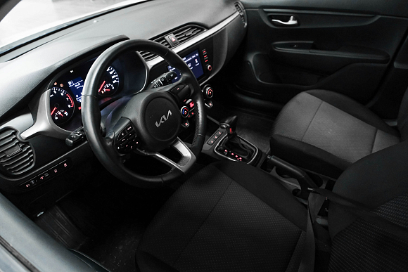 Kia Rio Style, 2021 года, пробег 70065 км