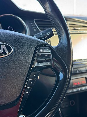 Kia Ceed Luxe, 2012 года, пробег 138800 км