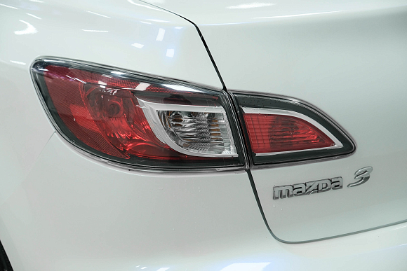 Mazda 3 Touring Plus, 2012 года, пробег 156000 км