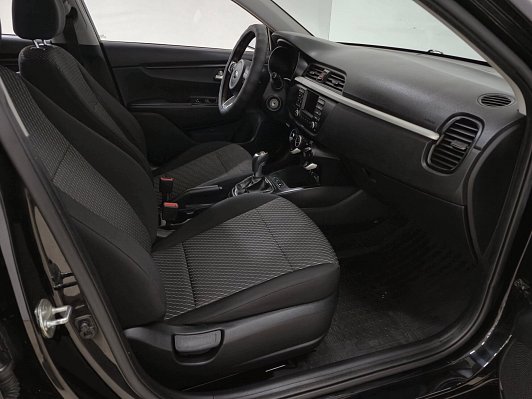 Kia Rio Comfort, 2019 года, пробег 100056 км