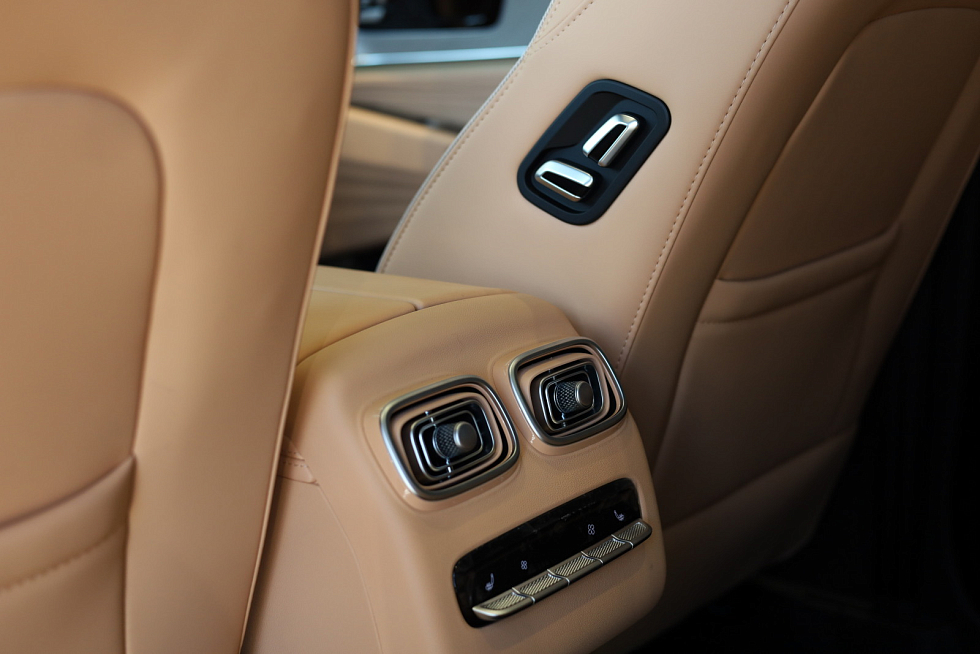 Jaecoo J8 Supreme, серый