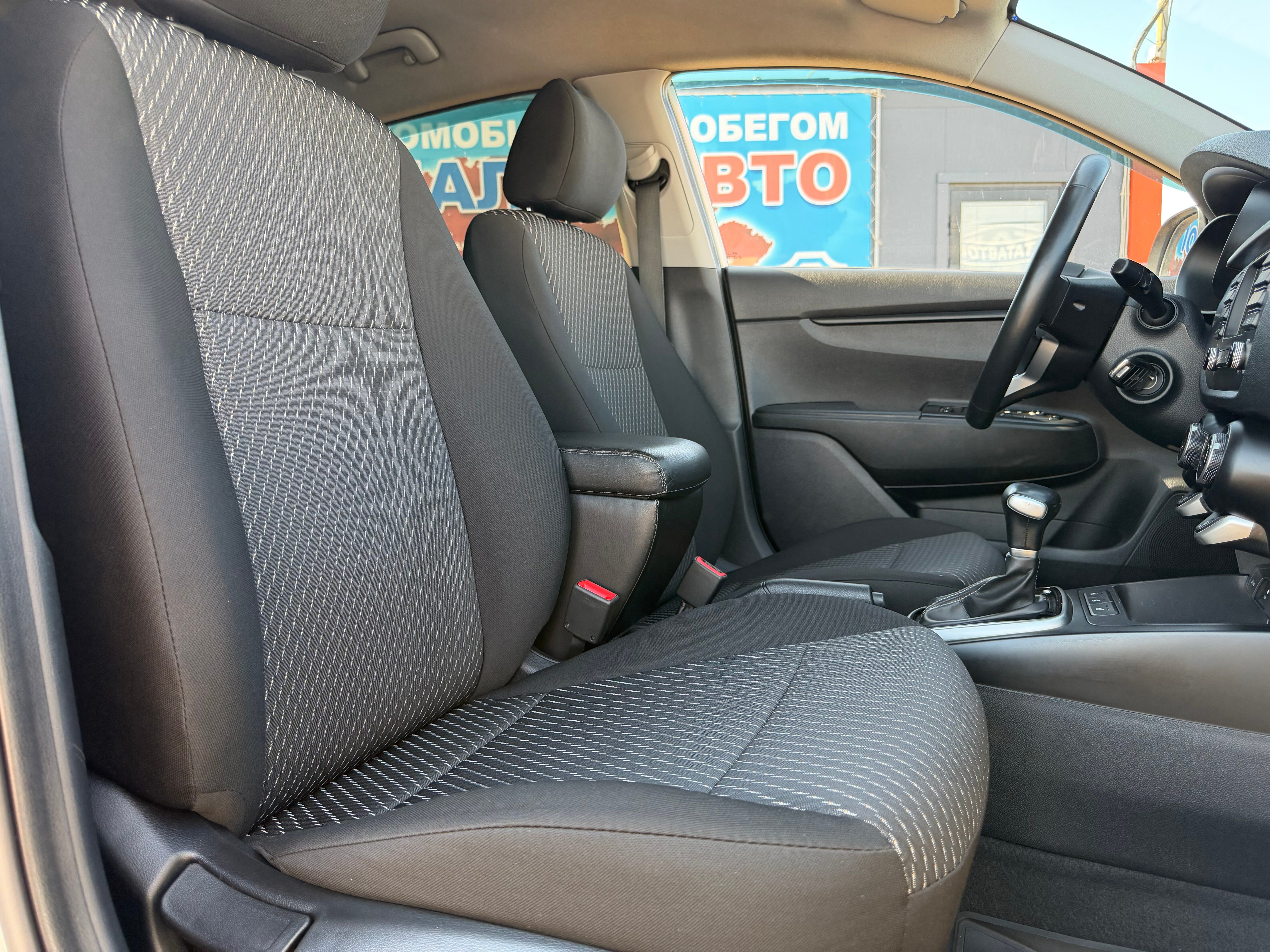 Kia Rio Luxe, 2019 года, пробег 51610 км