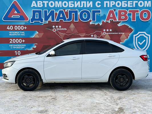 Lada (ВАЗ) Vesta Luxe, 2019 года, пробег 83000 км