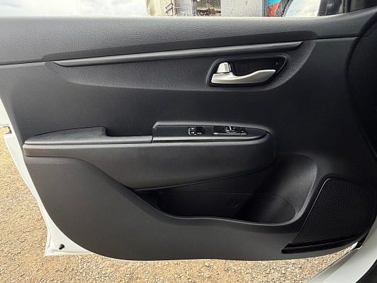 Kia Rio Classic Audio, 2021 года, пробег 69731 км