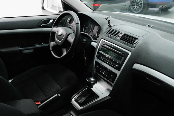 Skoda Octavia Ambition, 2011 года, пробег 133000 км