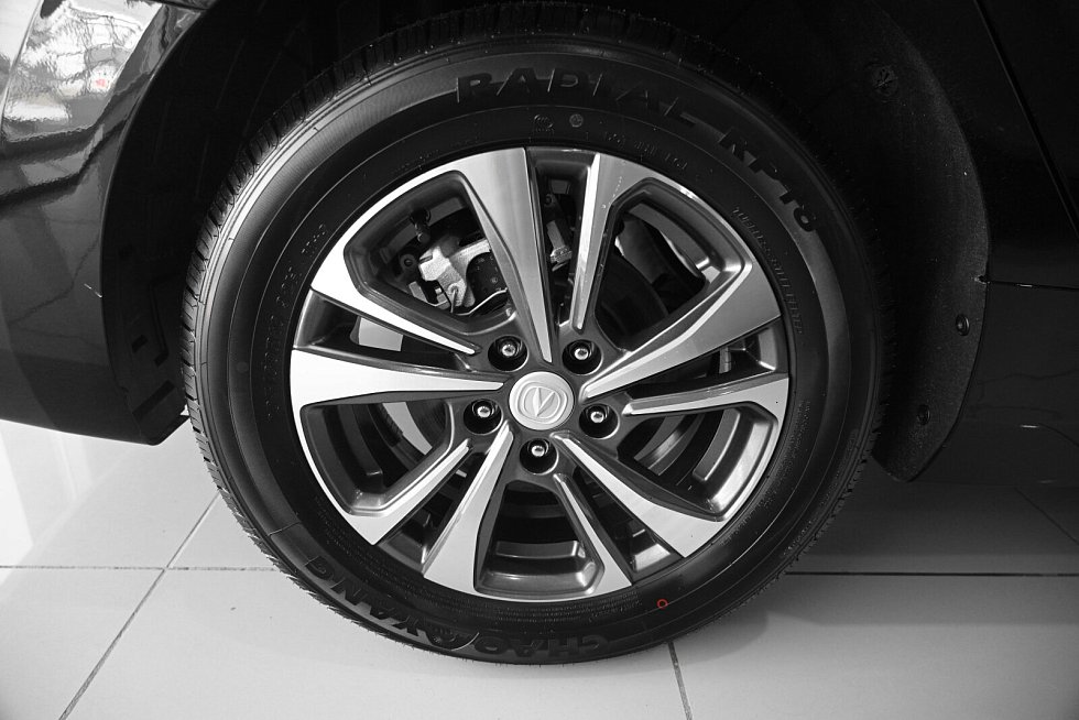 Changan Eado Plus Техно, черный