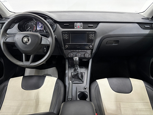 Skoda Octavia Active, 2019 года, пробег 143616 км