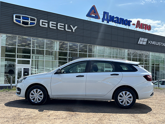 Lada (ВАЗ) Vesta Comfort Plus + P1.1 (Предсерийная), 2024 года, пробег 43100 км