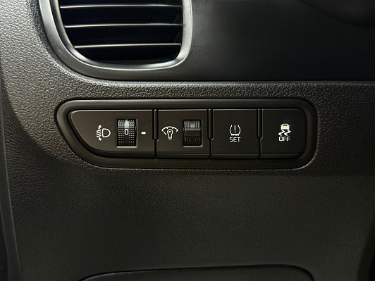 Kia Rio Luxe, 2018 года, пробег 125338 км