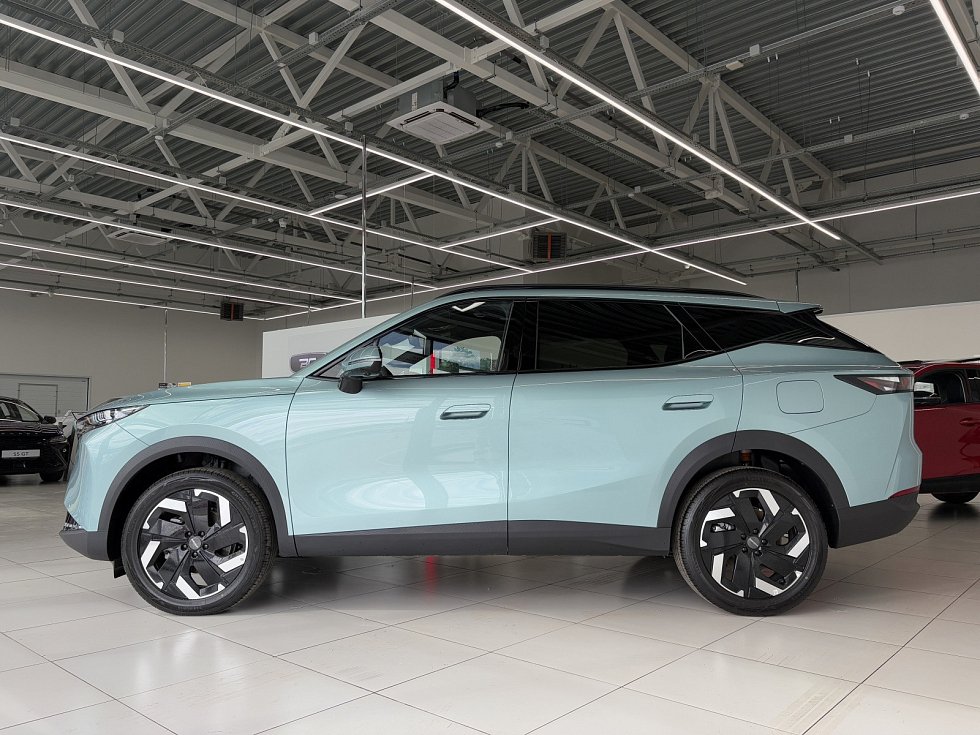Omoda C7 Supreme, зеленый