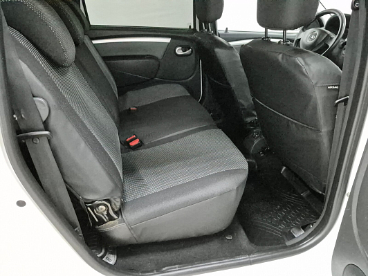 Lada (ВАЗ) Largus Luxe Glonass (7 мест) (2018-2019), 2018 года, пробег 125329 км