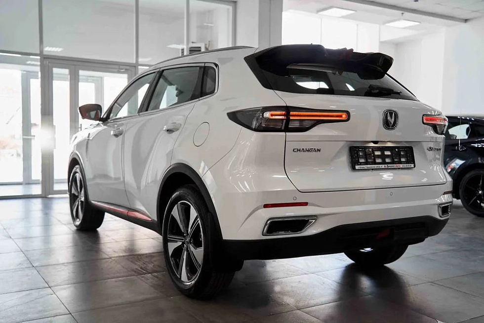 Changan UNI-S (CS55 Plus) Техно+, белый