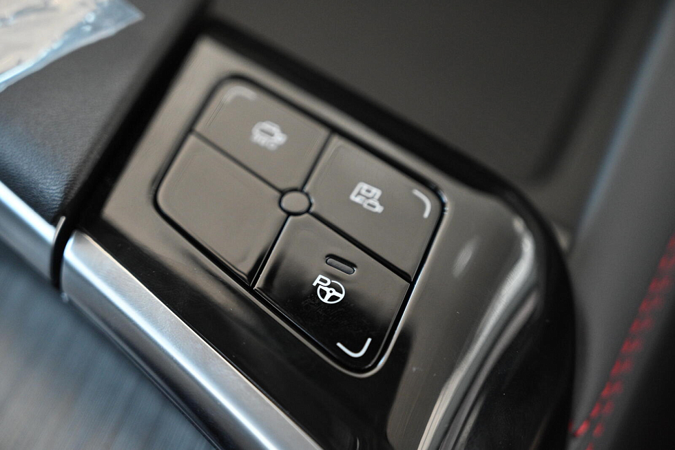 Changan UNI-T Техно, серый