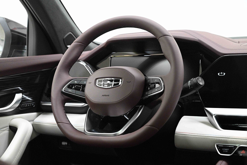 Geely Monjaro Exclusive (2023-2025), черный