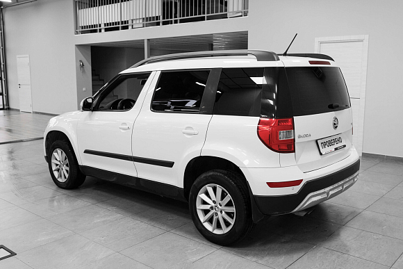 Skoda Yeti, 2015 года, пробег 146000 км