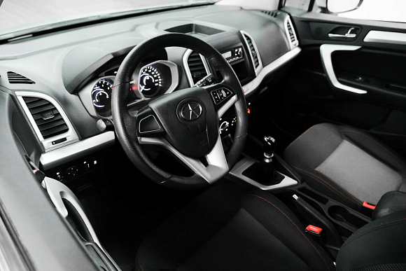 JAC S3 Luxury, 2019 года, пробег 48000 км