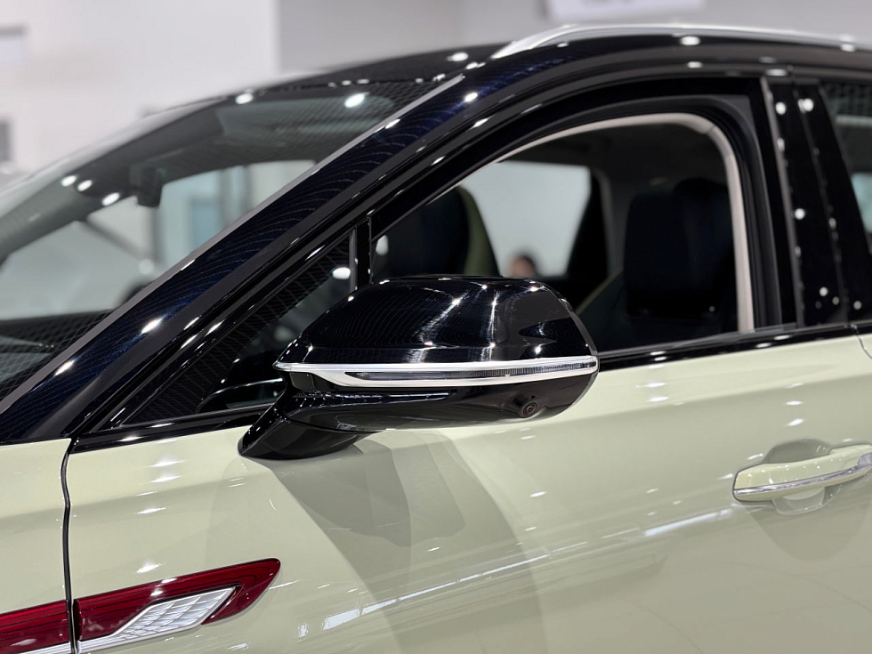 Hongqi HS3 Комфорт, зеленый