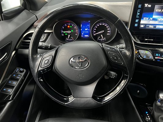 Toyota C-HR, 2019 года, пробег 110831 км