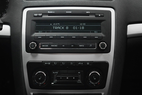 Skoda Octavia Ambition, 2010 года, пробег 149000 км