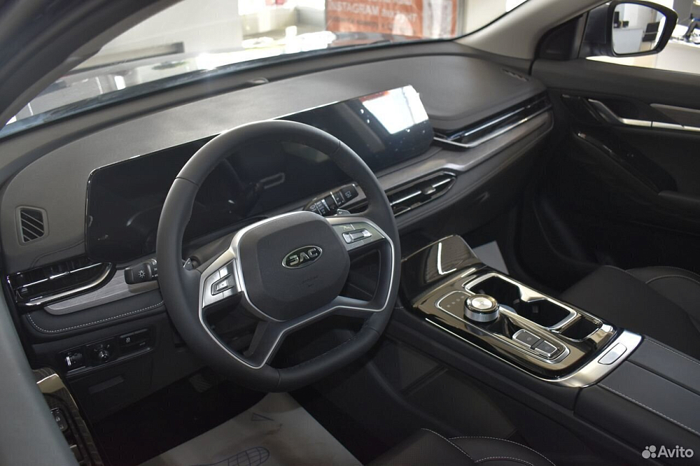 JAC JS6 Флагшип, серый