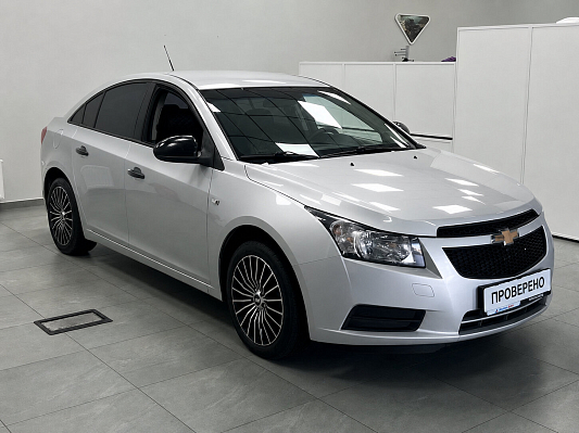 Chevrolet Cruze LS, 2010 года, пробег 217854 км