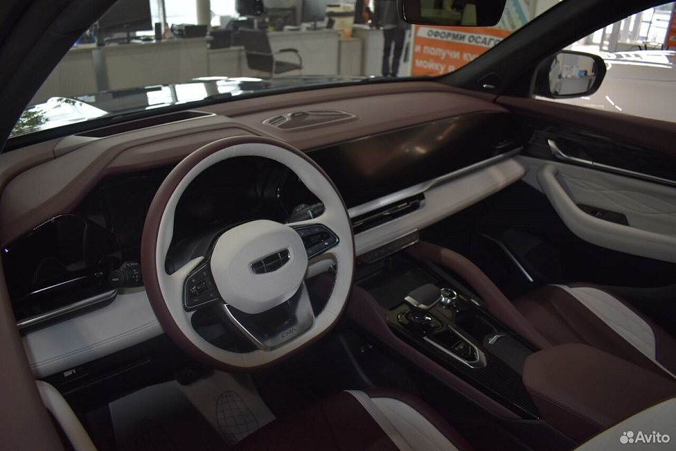 Geely Monjaro Flagship (2023-2025), серый