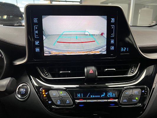 Toyota C-HR, 2019 года, пробег 110831 км