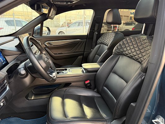 Geely Okavango Флагман, 2023 года, пробег 69457 км