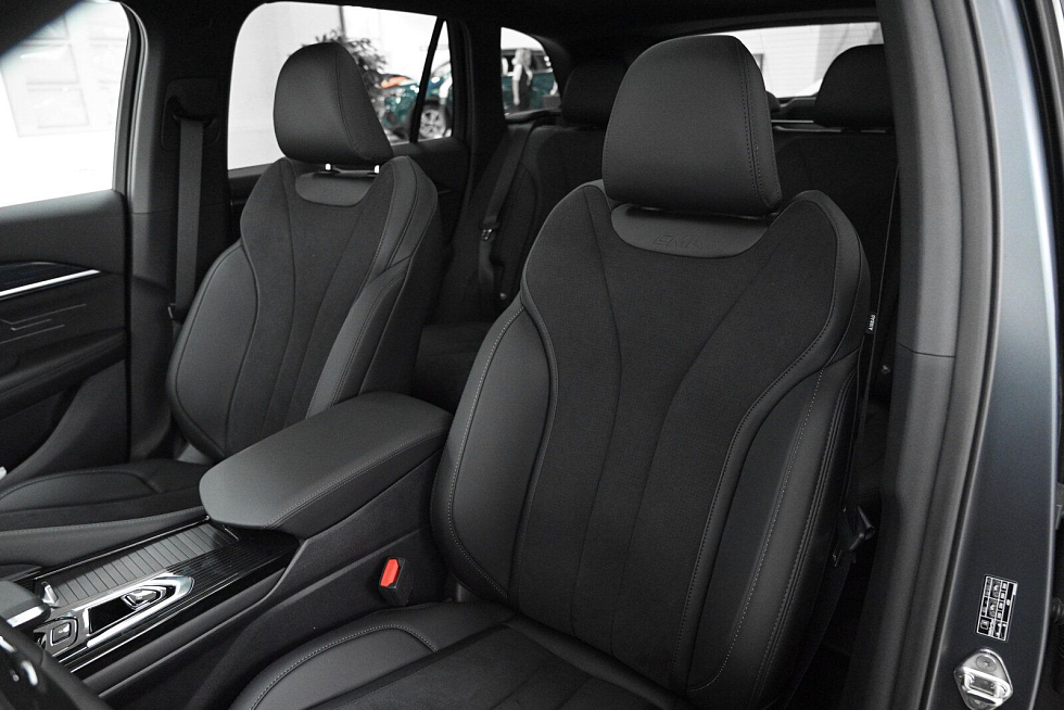 Geely Monjaro Exclusive (2023-2025), серый