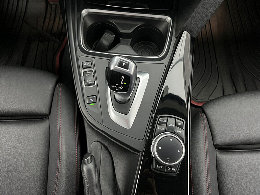 BMW 3 серии 320i xDrive M Sport, 2013 года, пробег 245000 км