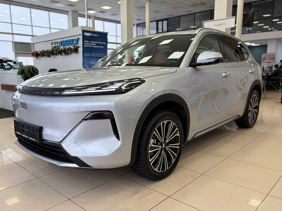 Geely EX5 EM-i Про, серебряный