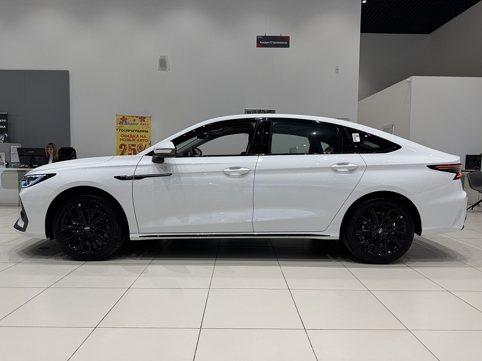 Chery Arrizo 8 Ультра Черный / Ultra Black, белый