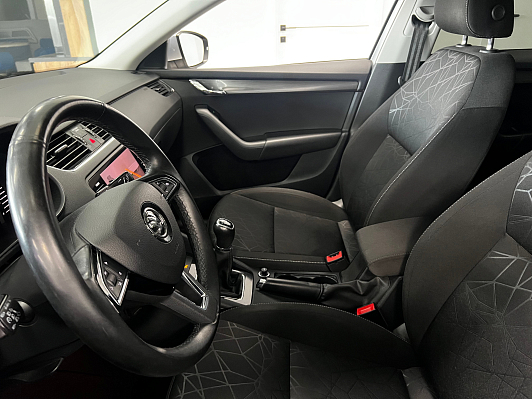 Skoda Octavia Hockey Edition, 2020 года, пробег 105000 км