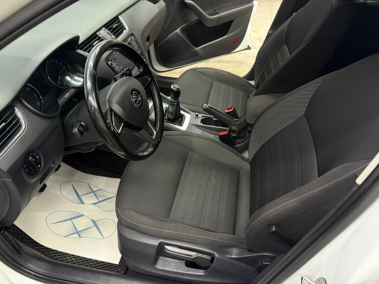 Skoda Octavia Ambition, 2017 года, пробег 71300 км