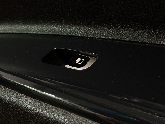 Kia Rio Luxe RED Line, 2019 года, пробег 154000 км