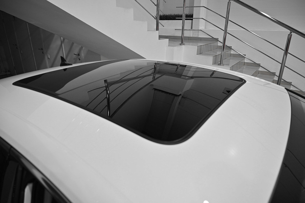 Changan Eado Plus Tech, белый