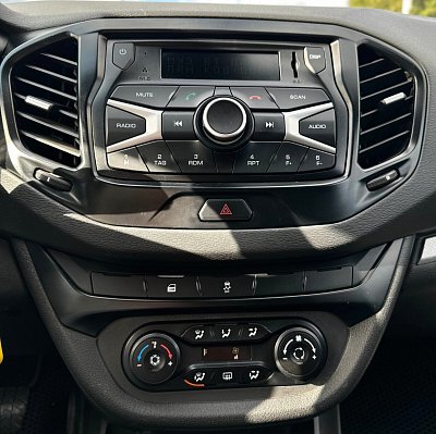 Lada (ВАЗ) Vesta Comfort, 2020 года, пробег 112146 км