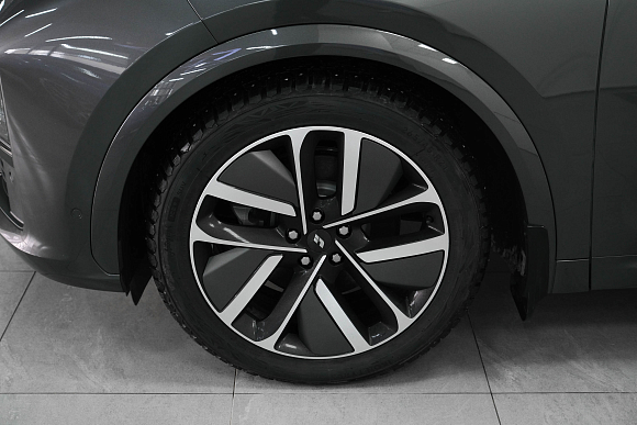 Li Auto (Lixiang) L7 Max, 2023 года, пробег 9443 км