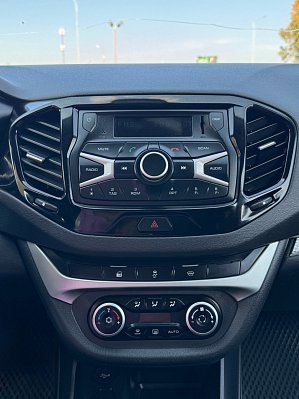 Lada (ВАЗ) Vesta Luxe, 2018 года, пробег 132726 км