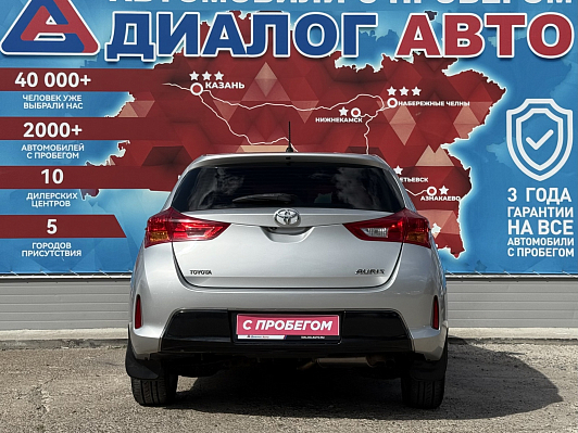 Toyota Auris, 2013 года, пробег 173600 км