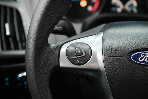 Ford Focus SYNC Edition, 2011 года, пробег 170000 км