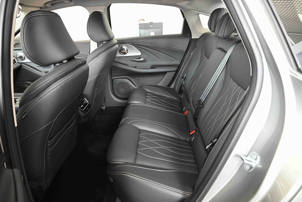 Chery Arrizo 8 Active, серебряный