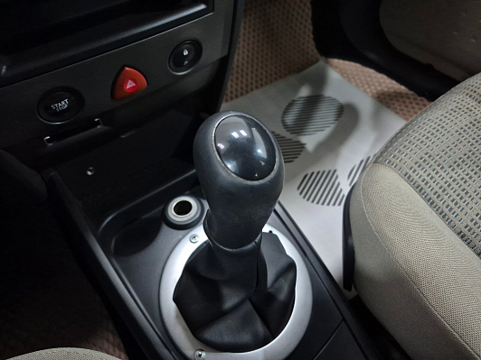 Renault Megane, 2006 года, пробег 261474 км